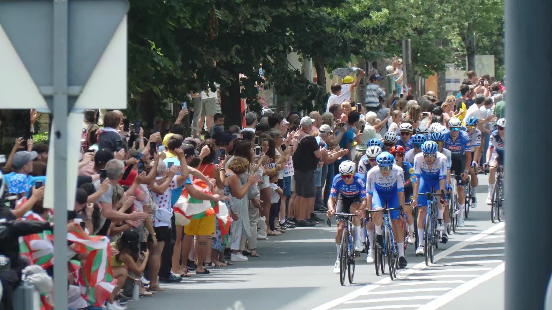 Urola Kostatik igaro da Tourraren hirugarren etapa